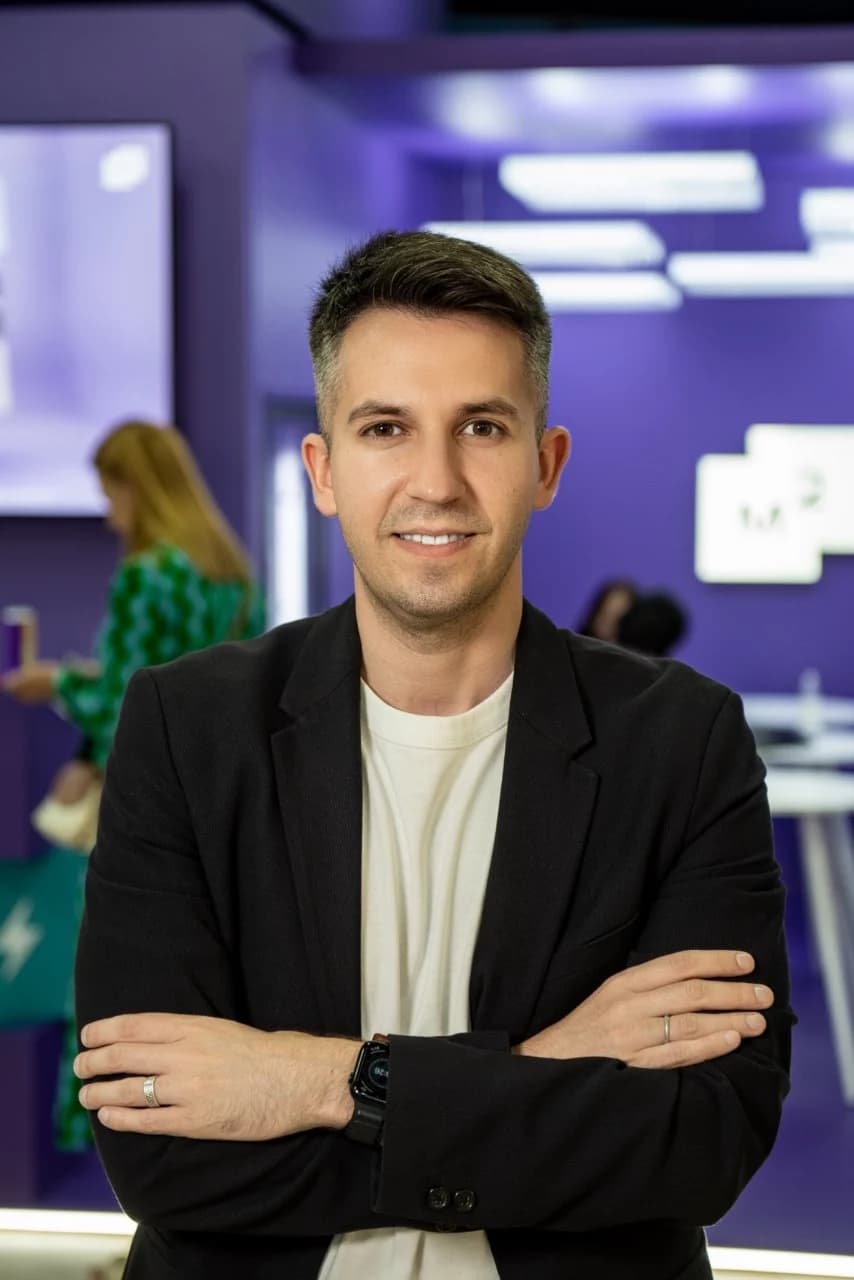 Станислав Иванов